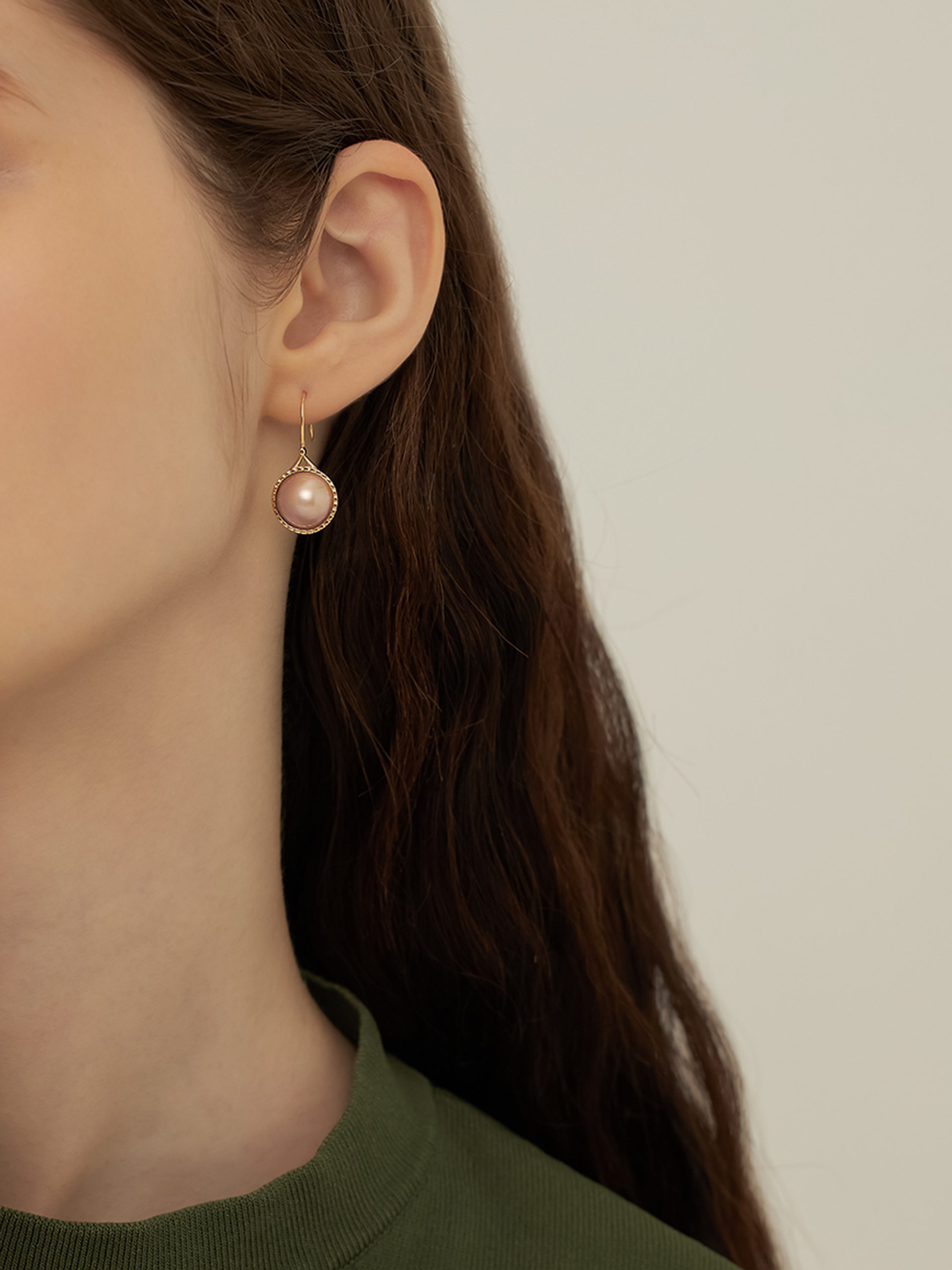 KAKERA Gold Earrings - Image 4