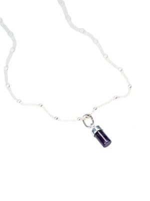 „Delicate silver ball chain necklace, 42 cm length with two additional adjustment options at 40 cm and 38 cm, featuring a radiant amethyst charm; handcrafted from recycled 925 sterling silver, symbolizing intuition, clarity, and spiritual growth.“